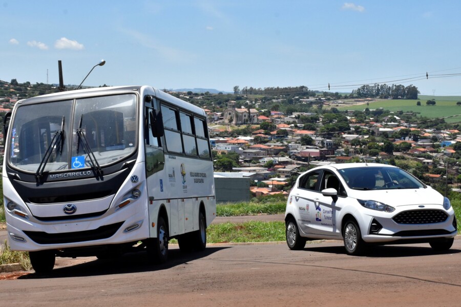 prefeitura-compra-veiculo-para-conselho-tutelar-e-micro-onibus-que-levara-idosos-e-criancas