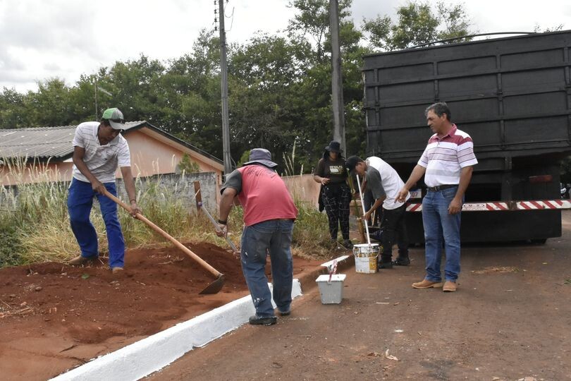 programa-frente-de-trabalho-inicia-acoes-de-manutencao-pintura-e-limpeza-nos-bairros