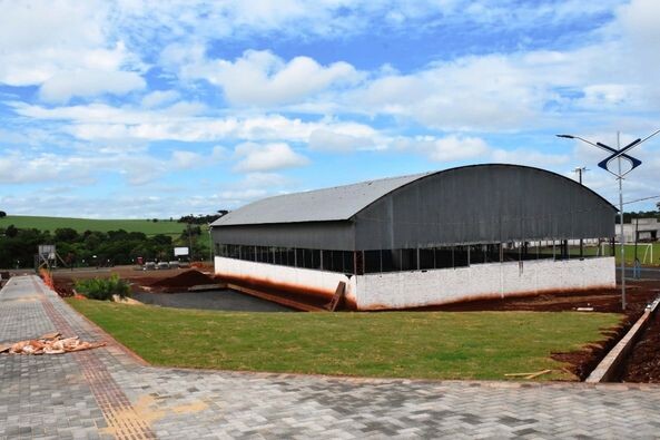 projeto-de-modernizacao-do-estadio-municipal-atinge-50-de-execucao