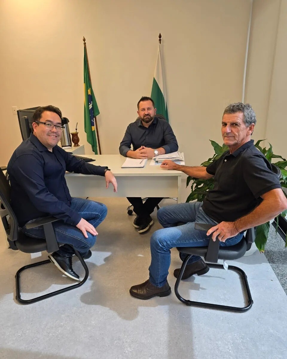 em-curitiba-aquiles-e-walmir-buscam-investimentos-em-saude-e-projetos