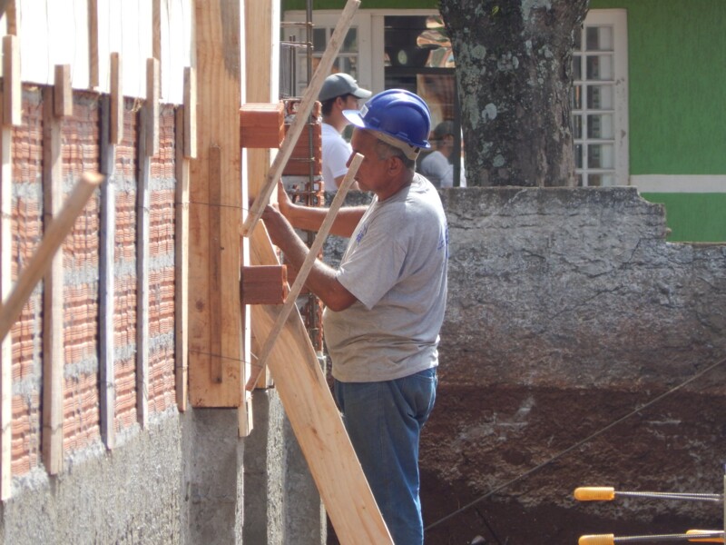 prefeito-acompanha-obras-da-nova-sede-da-secretaria-de-educacao