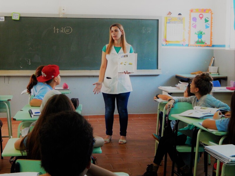 secretaria-de-educacao-vai-contratar-professores-auxiliares-para-escolas-municipais