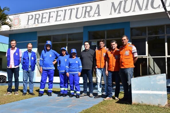 administracao-lanca-uniformes-padronizados-para-servidores