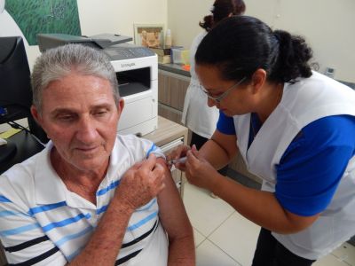Secretaria de Saúde inicia campanha de vacinação contra a gripe