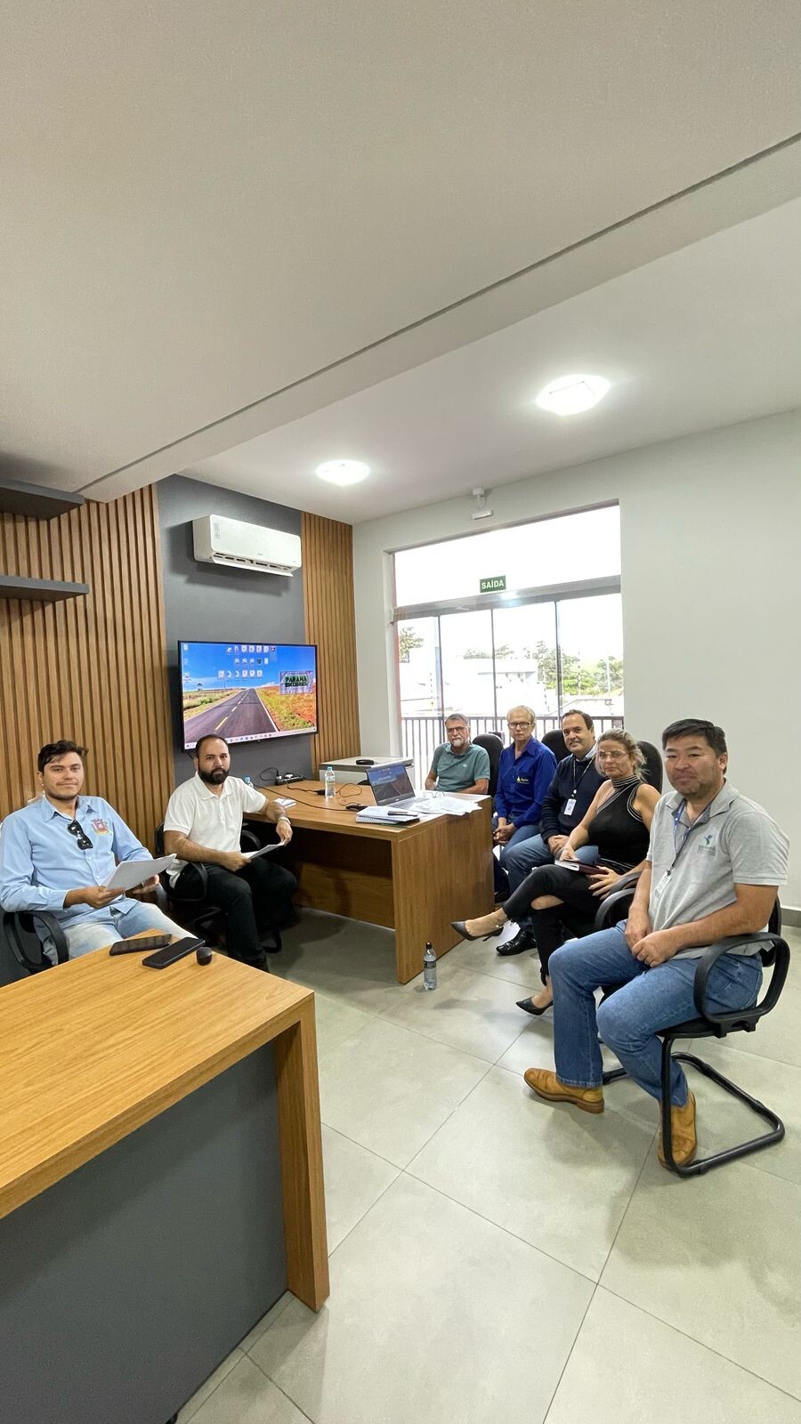 pavimentacao-de-estradas-rurais-e-tema-de-reuniao-em-marilandia-do-sul