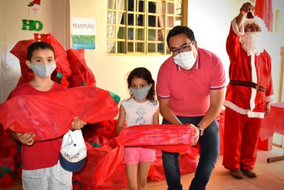 Prefeitura de Marilândia entrega mais de 1200 brinquedos no Natal Encantado