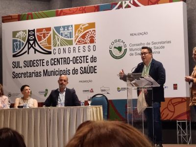 Aquiles Takeda participa de congresso de saúde em Santa Catarina