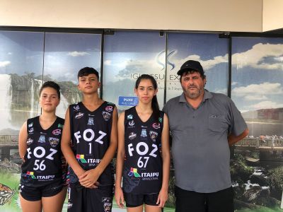 Atletas e técnico de Marilândia do Sul participam de evento em Foz do Iguaçu 
